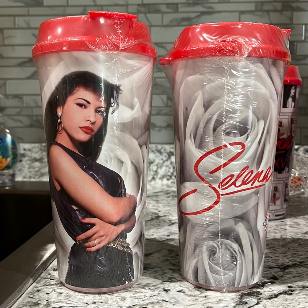 Selena  Cup